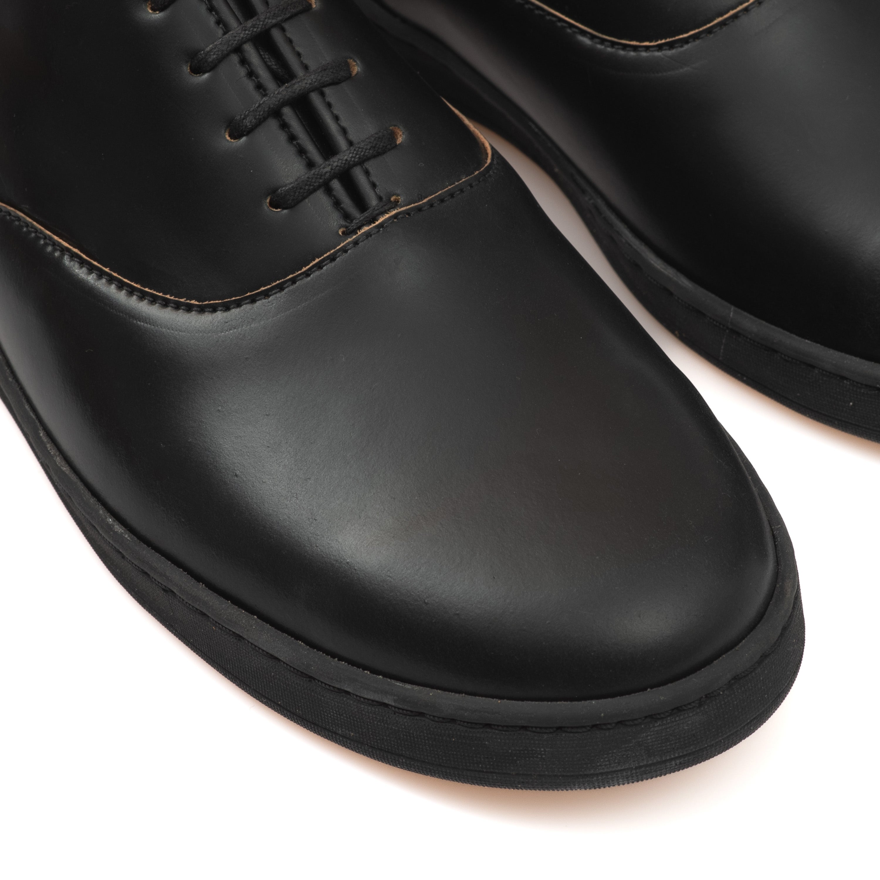 Abbey Oxford - Horween Black Shell Cordovan - Deluxe Care Pack