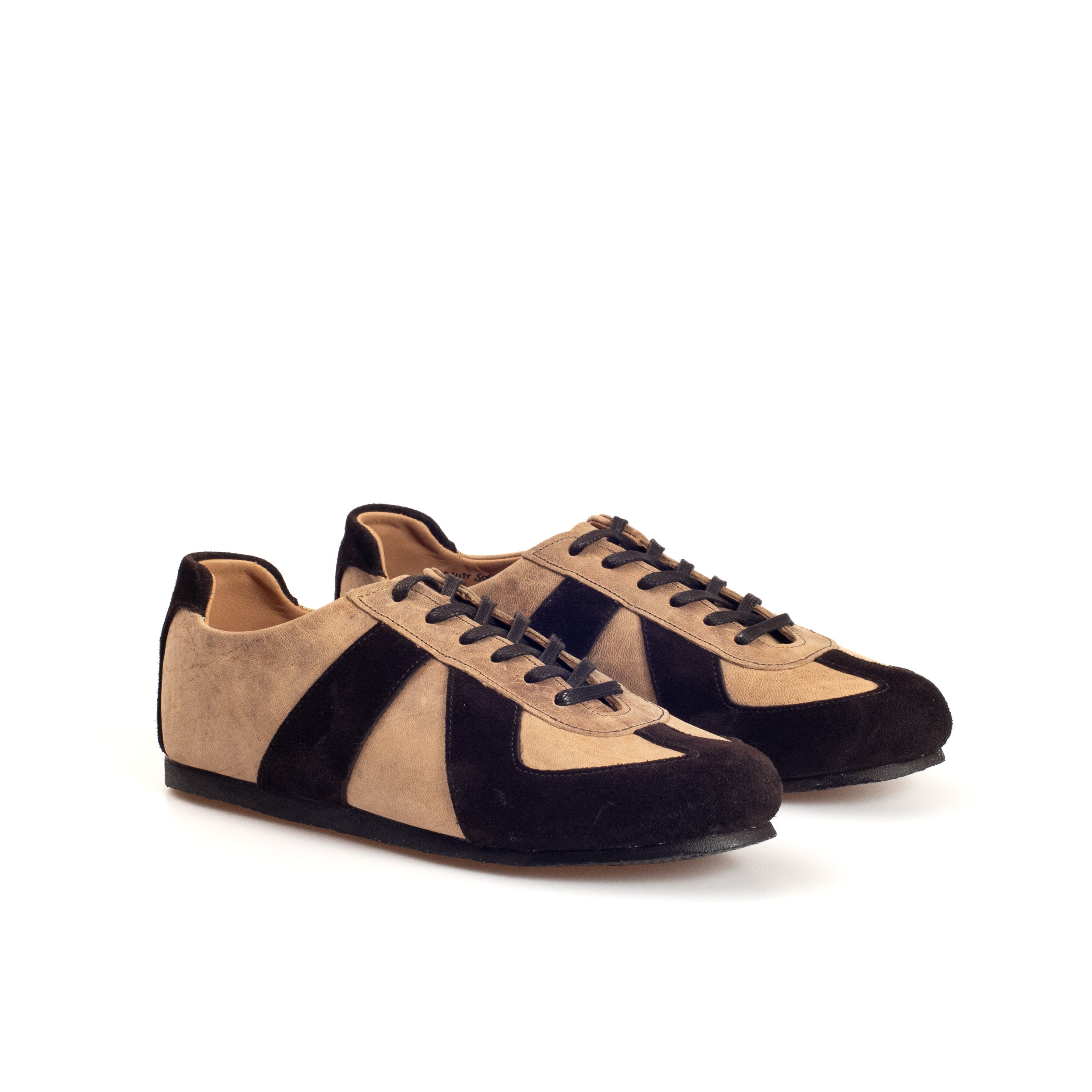 Adnitt Gat Shoe - Mad Dog