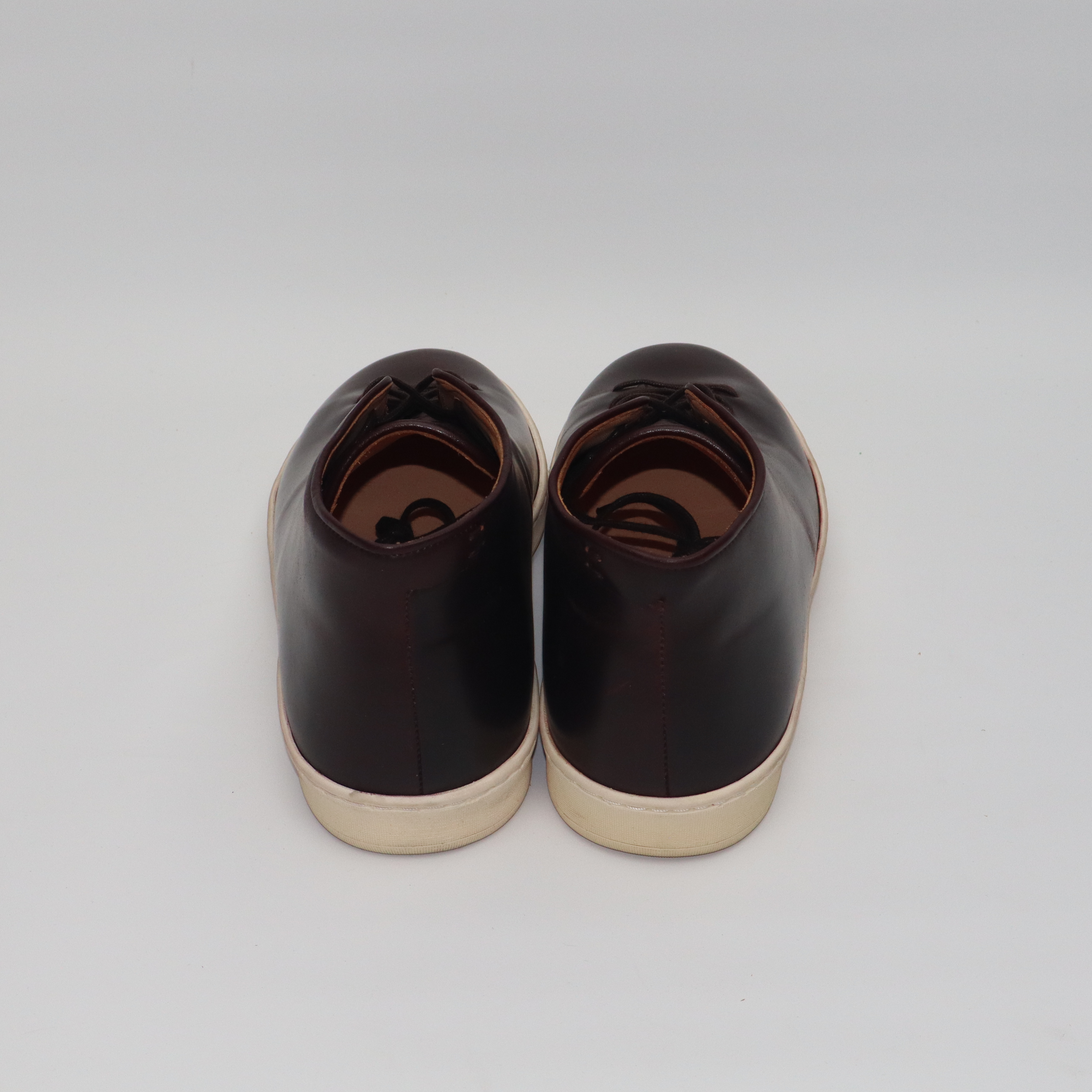 Everdon Wholecut Mid - Horween No 8 Shell Cordovan - SRE 19