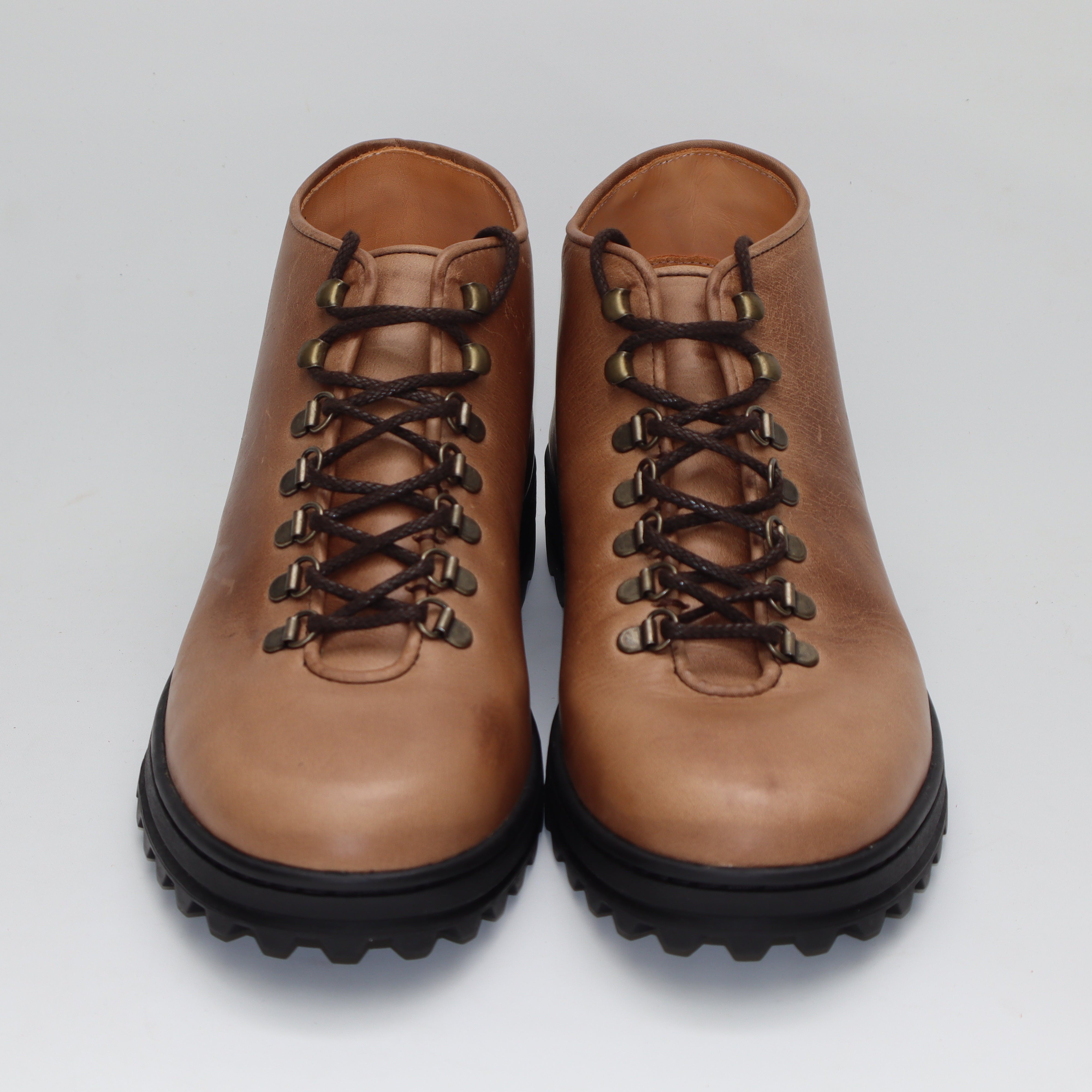 Everdon 'Rambler' Wholecut Mid - Horween Natural Chromexcel - SRE4 15