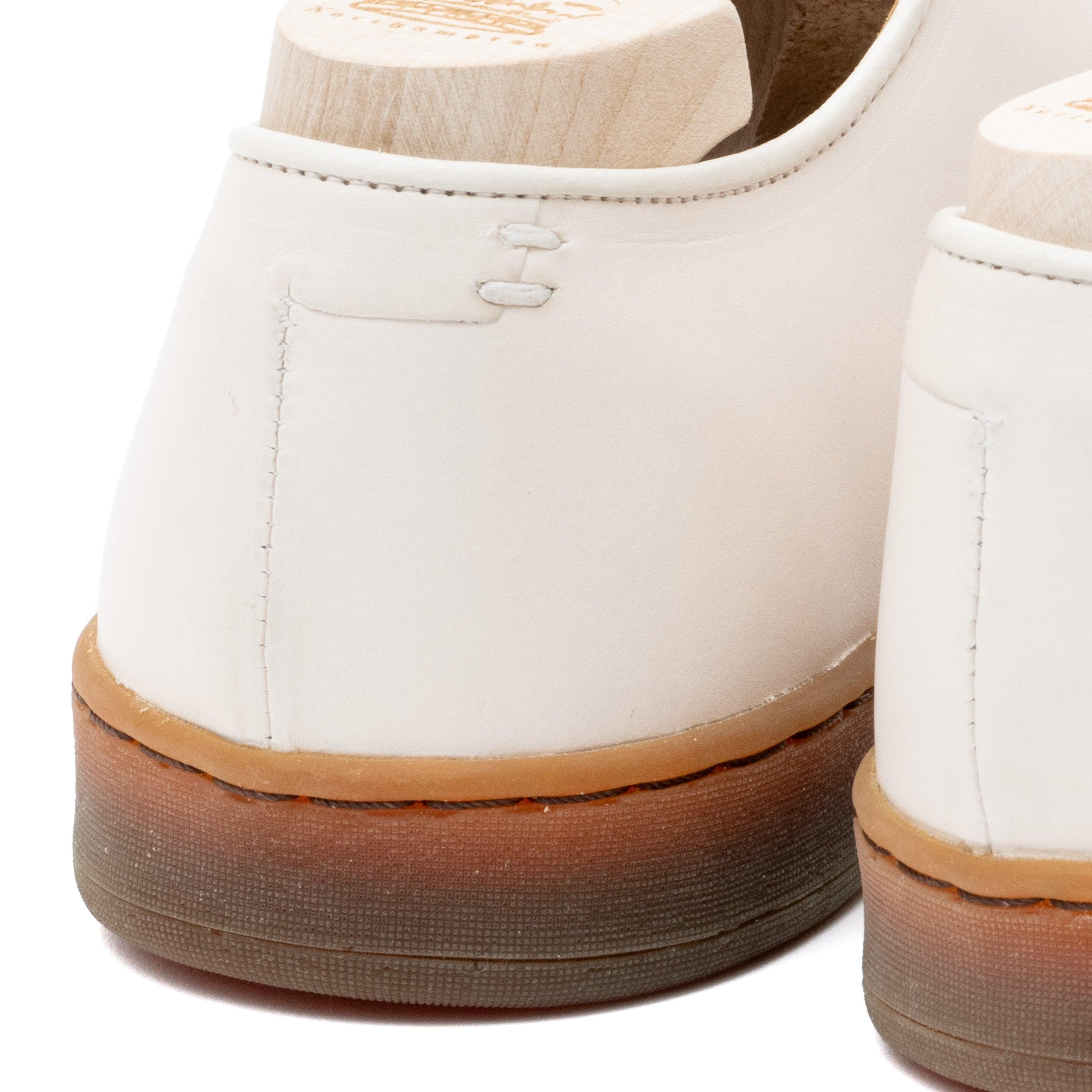 Harlestone Hand Stitch Derby - Off White Veg Tan Calf - Crown Northampton